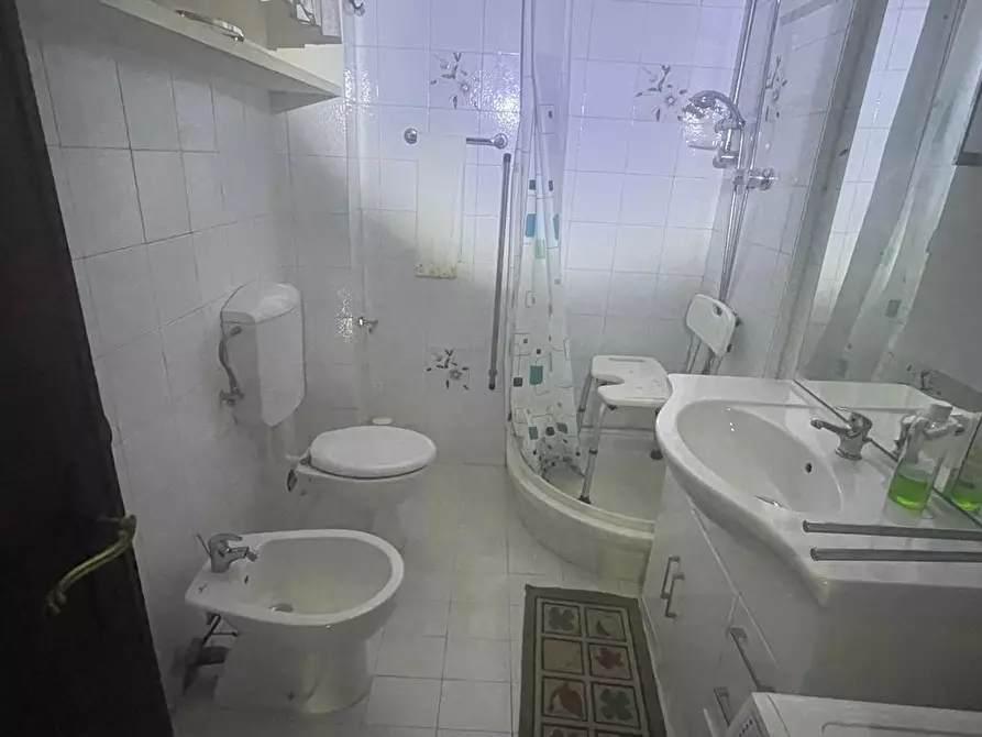 Immagine 17 di Appartamento in vendita  a Massa