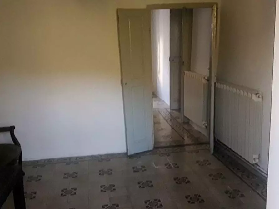 Immagine 13 di Appartamento in vendita  a Carrara