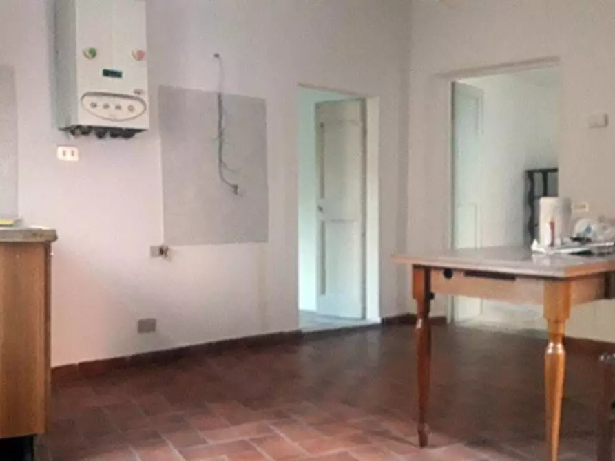 Immagine 1 di Appartamento in vendita  a Carrara