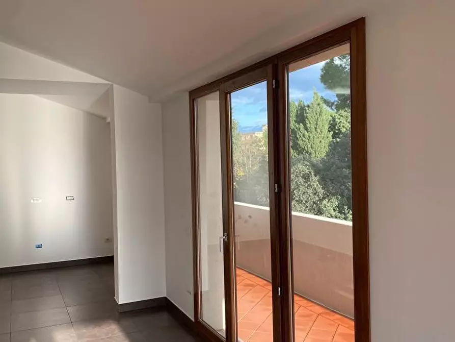 Immagine 11 di Mansarda in affitto  a Empoli