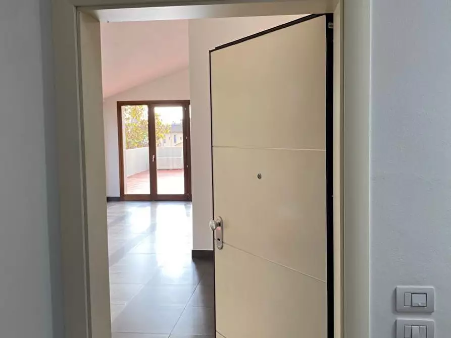 Immagine 9 di Mansarda in affitto  a Empoli