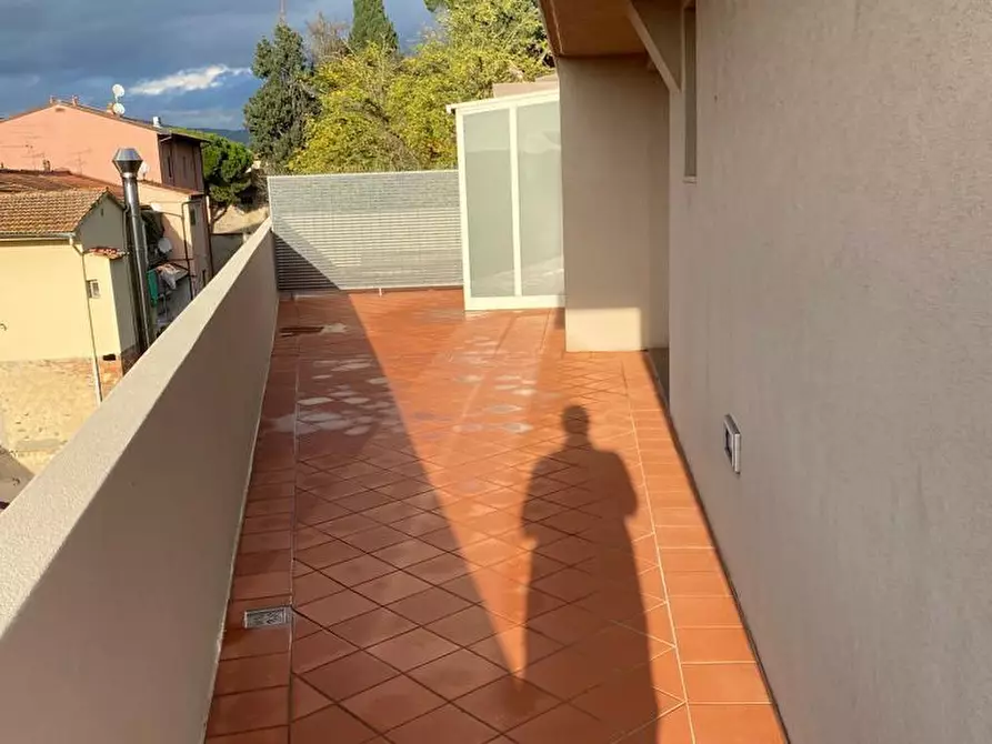Immagine 19 di Mansarda in affitto  a Empoli