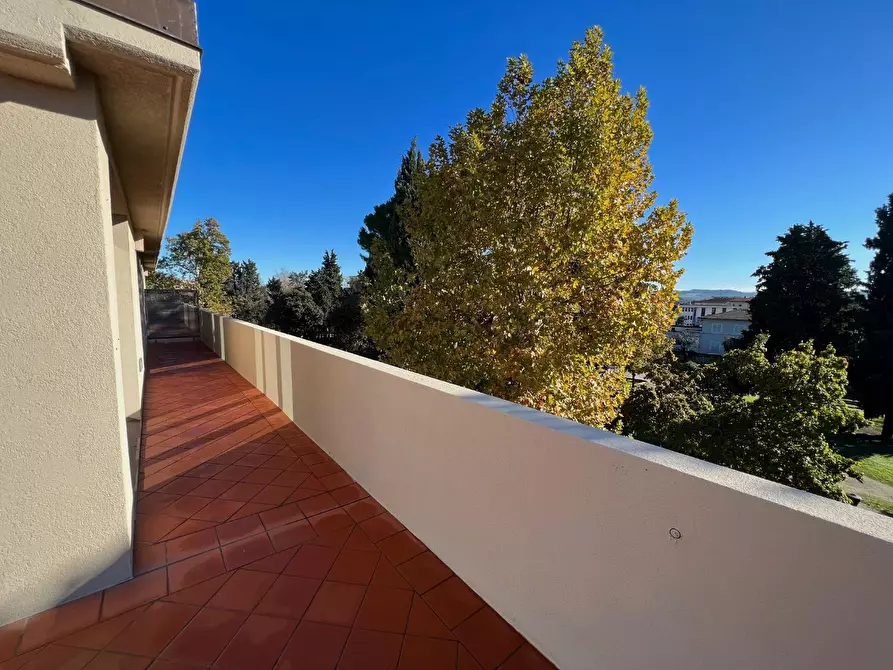 Immagine 36 di Mansarda in affitto  a Empoli