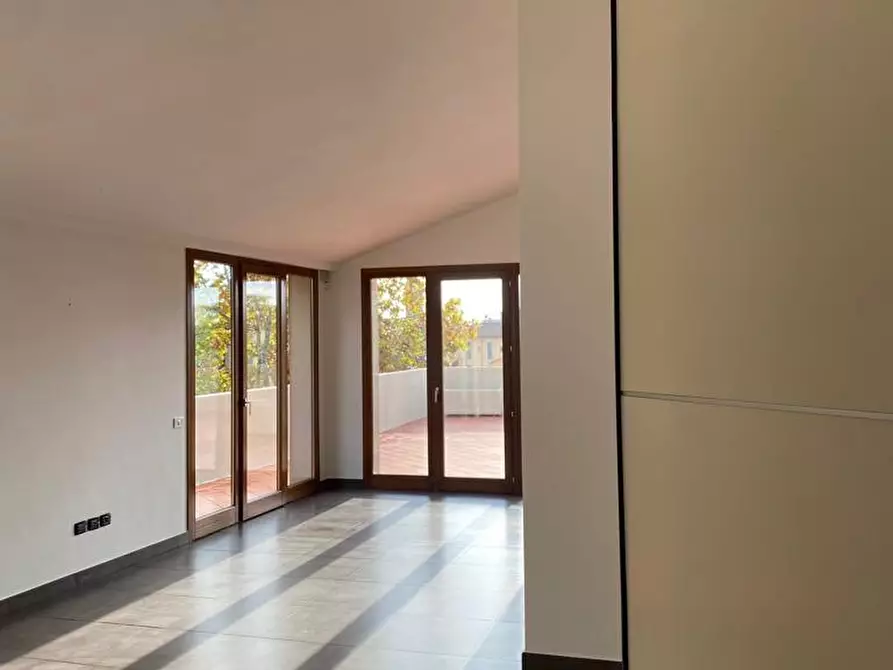 Immagine 7 di Mansarda in affitto  a Empoli