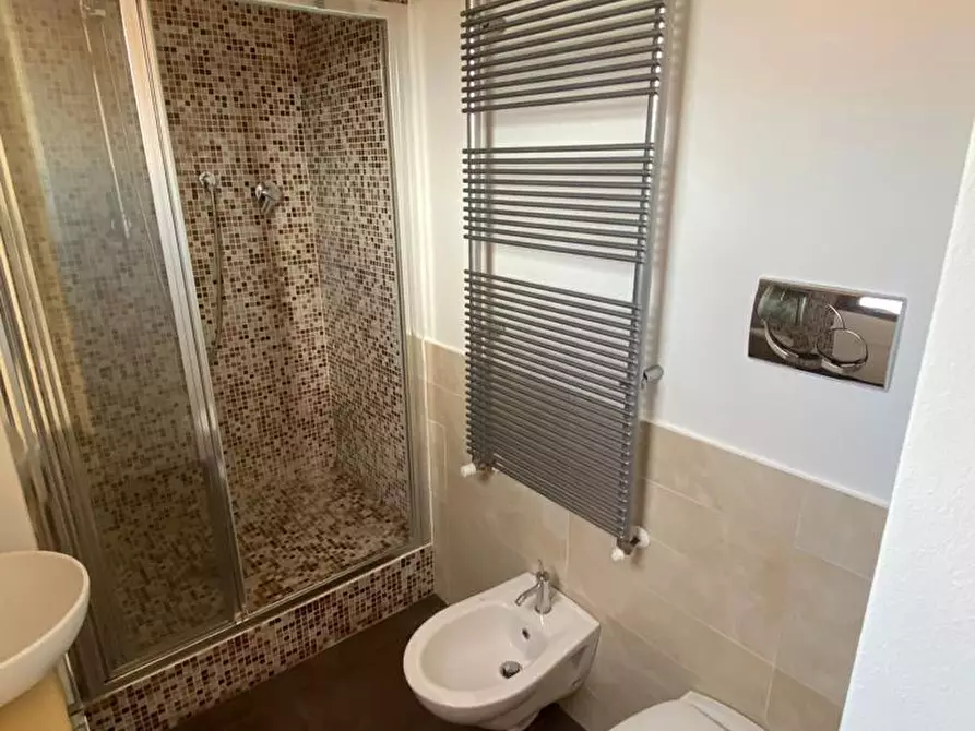 Immagine 29 di Mansarda in affitto  a Empoli