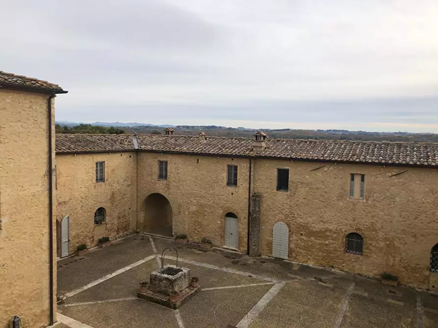 Immagine 17 di Appartamento in vendita  a Monteriggioni