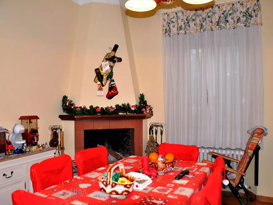 Immagine 15 di Casa bifamiliare in vendita  a Carrara