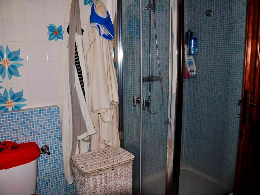 Immagine 29 di Casa bifamiliare in vendita  a Carrara