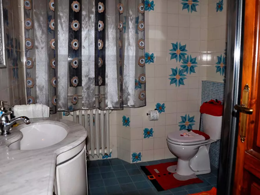 Immagine 28 di Casa bifamiliare in vendita  a Carrara