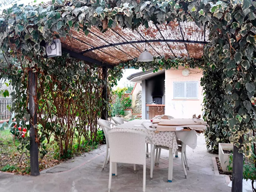 Immagine 35 di Casa bifamiliare in vendita  a Carrara