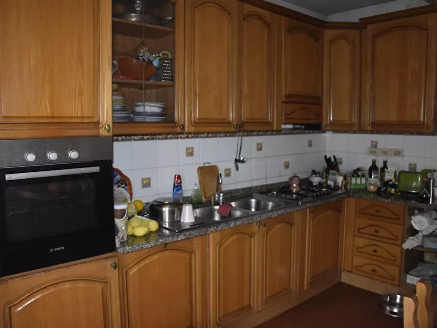 Immagine 6 di Appartamento in vendita  a Carrara