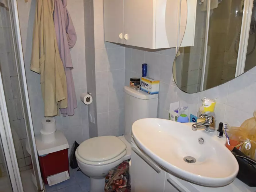 Immagine 18 di Appartamento in vendita  a Carrara