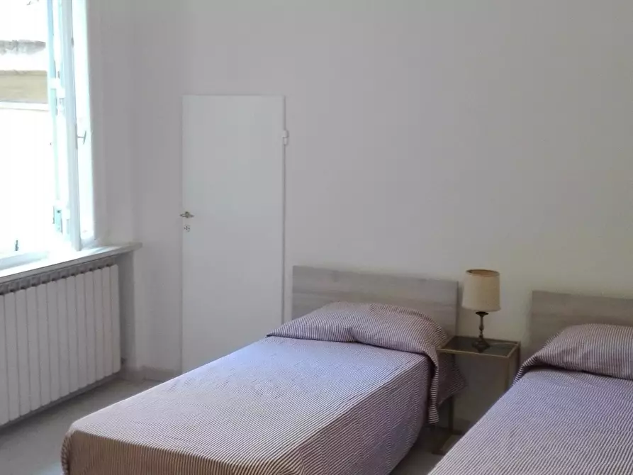 Immagine 8 di Appartamento in affitto  a Siena