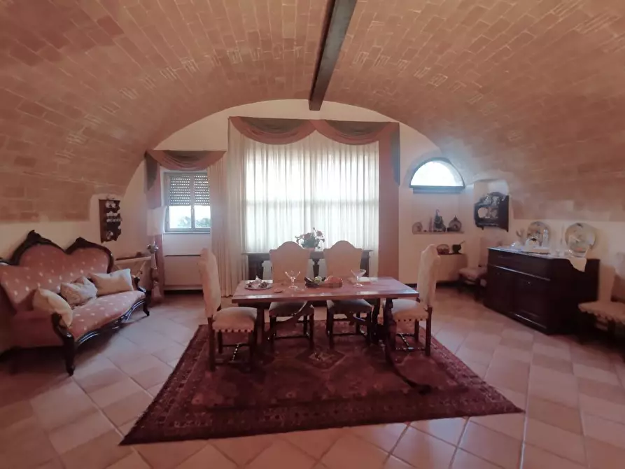 Immagine 26 di Casa colonica in vendita  a San Giuliano Terme
