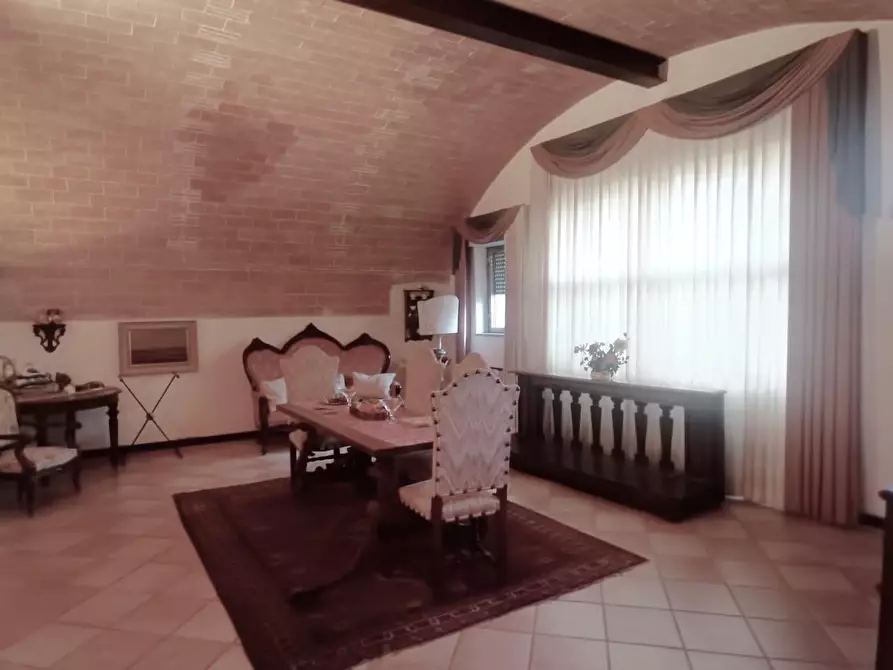 Immagine 25 di Casa colonica in vendita  a San Giuliano Terme