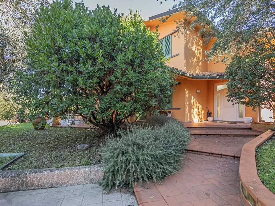 Immagine 45 di Villa in vendita  a Fucecchio