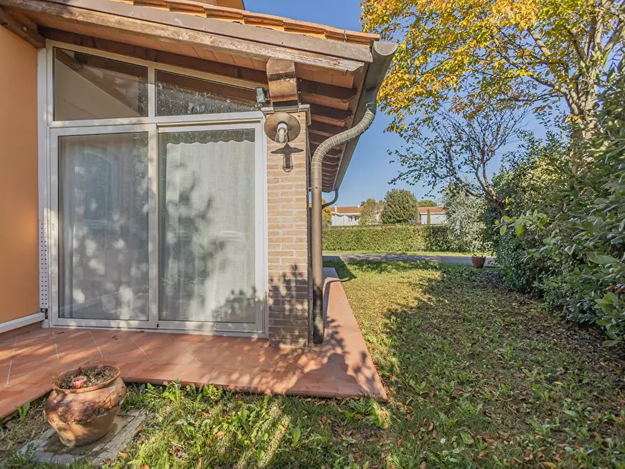 Immagine 56 di Villa in vendita  a Fucecchio