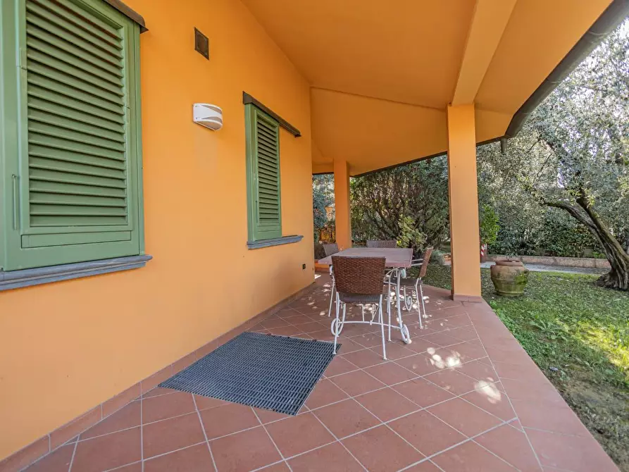 Immagine 50 di Villa in vendita  a Fucecchio