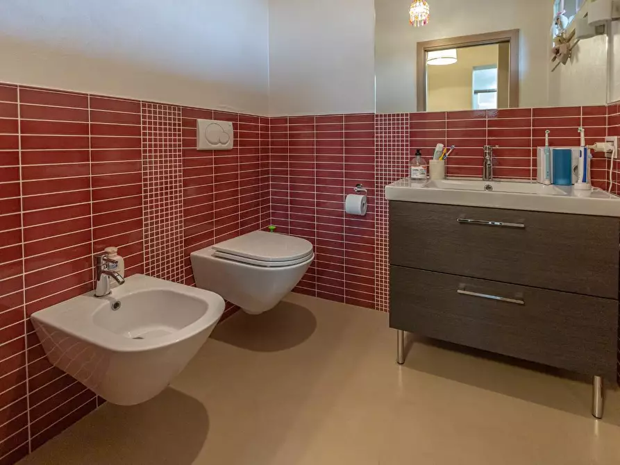 Immagine 19 di Villa in vendita  a Fucecchio