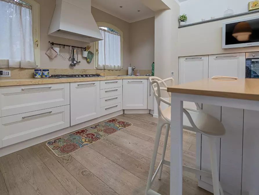 Immagine 15 di Villa in vendita  a Fucecchio