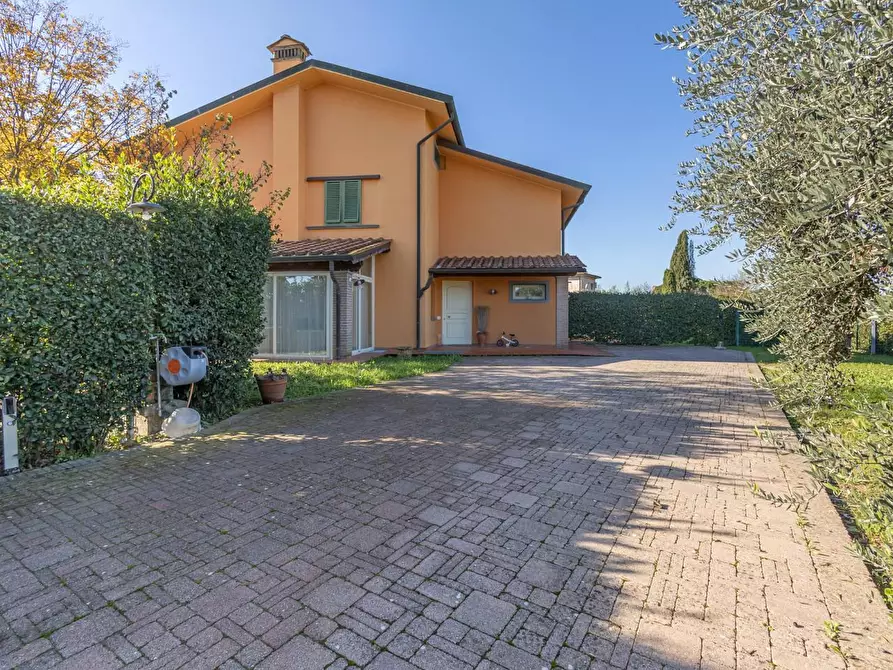 Immagine 54 di Villa in vendita  a Fucecchio