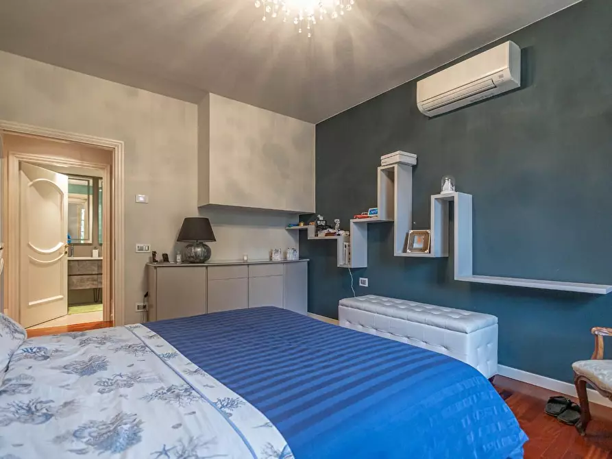 Immagine 36 di Villa in vendita  a Fucecchio