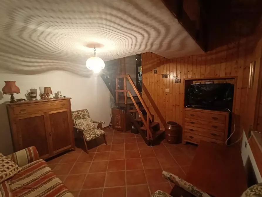 Immagine 6 di Casa semindipendente in vendita  a Montieri