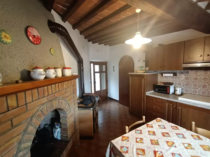 Immagine 4 di Casa semindipendente in vendita  a Montieri