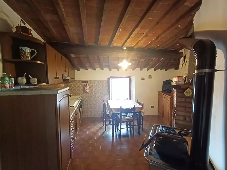 Immagine 2 di Casa semindipendente in vendita  a Montieri