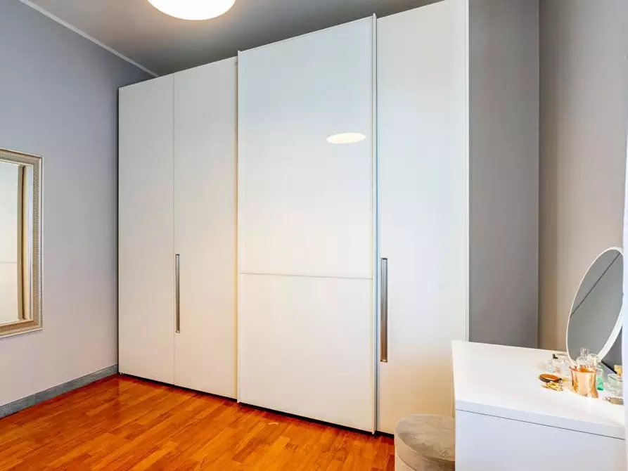 Immagine 19 di Villa in vendita  a Montignoso