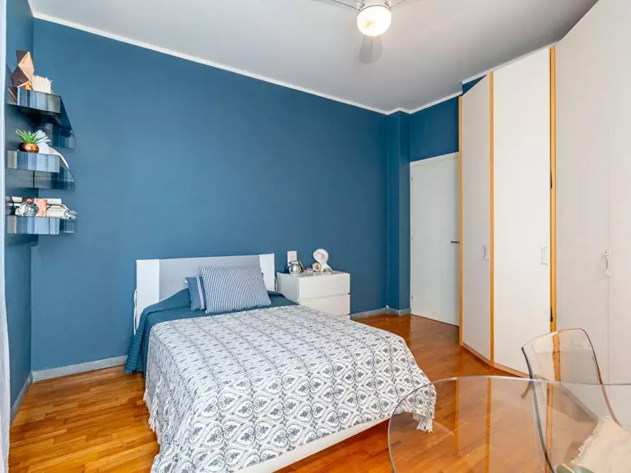 Immagine 15 di Villa in vendita  a Montignoso