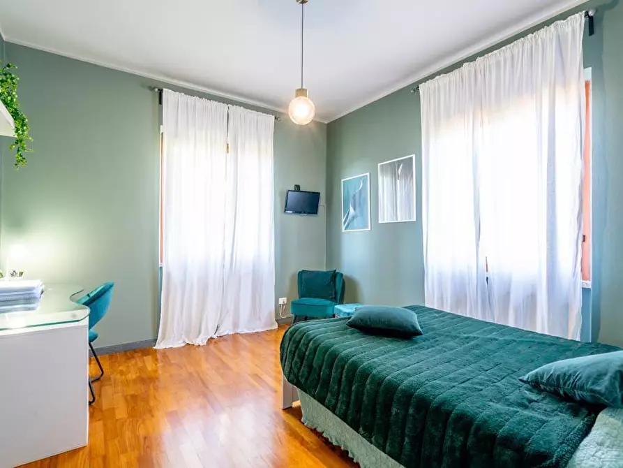 Immagine 11 di Villa in vendita  a Montignoso