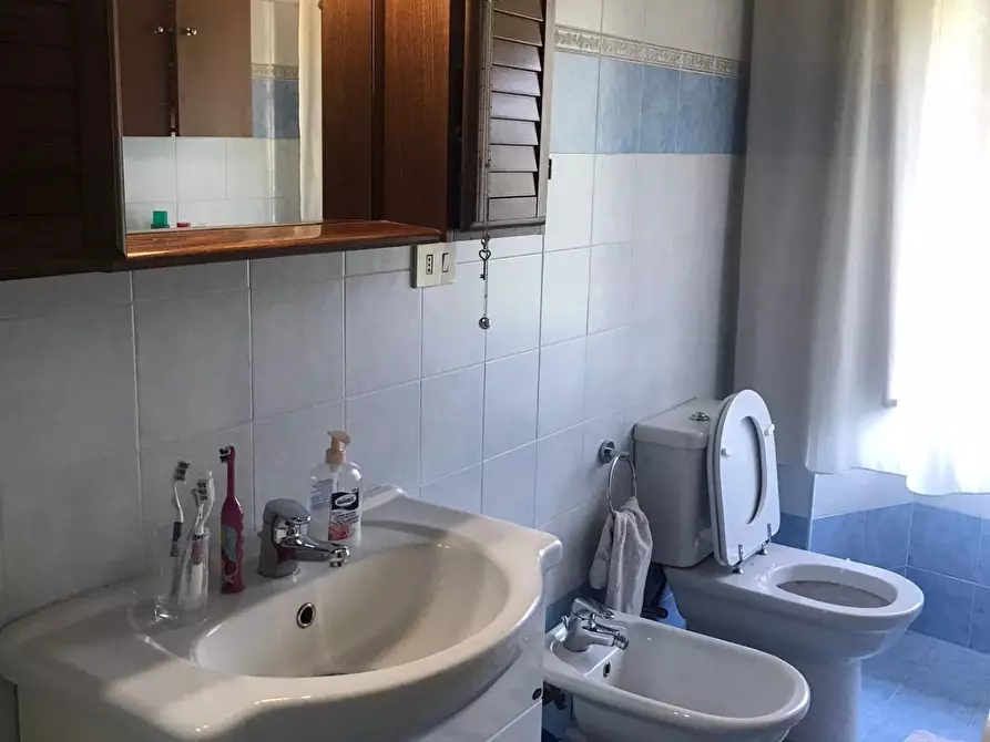 Immagine 7 di Appartamento in vendita  a Carrara