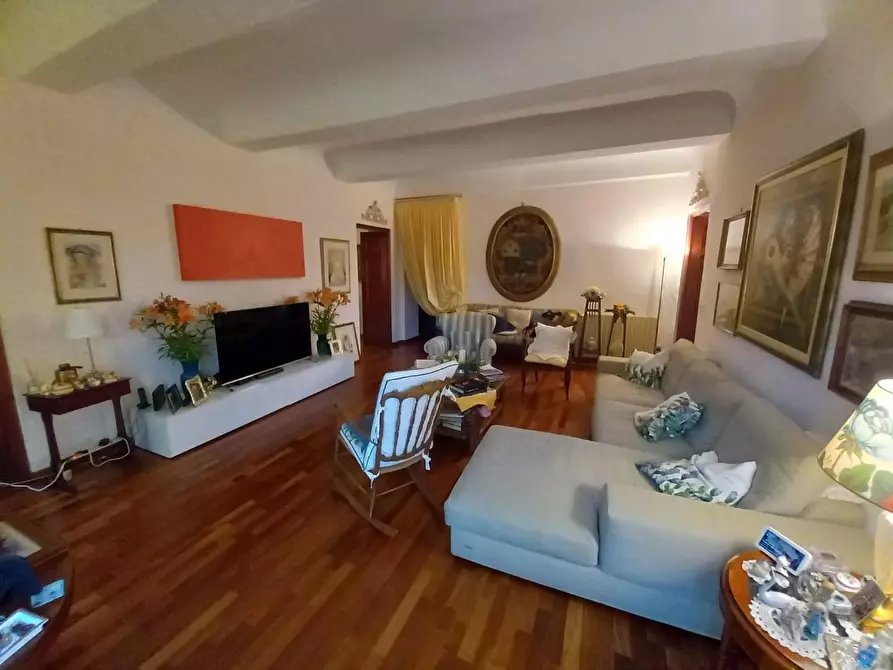 Immagine 46 di Casa semindipendente in vendita  a Capannori