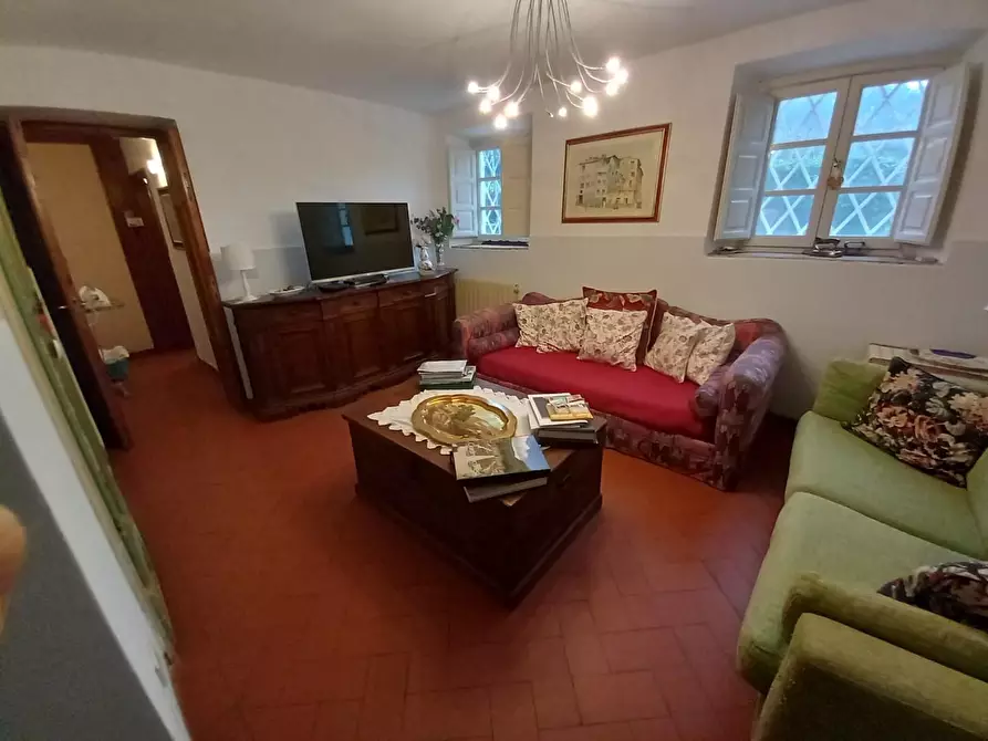 Immagine 21 di Casa semindipendente in vendita  a Capannori