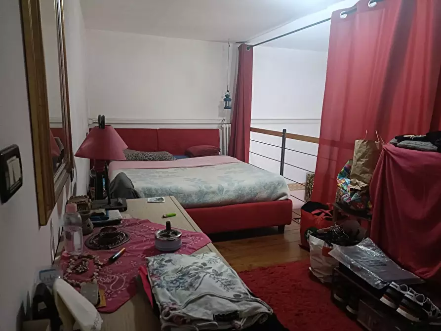 Immagine 2 di Appartamento in vendita  a Livorno