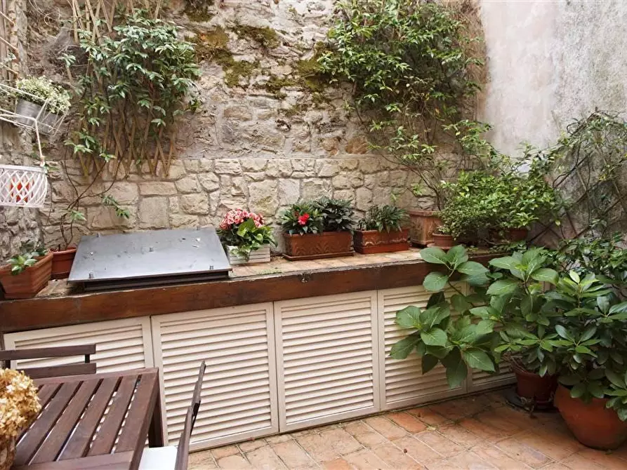 Immagine 17 di Terratetto in vendita  a Calci