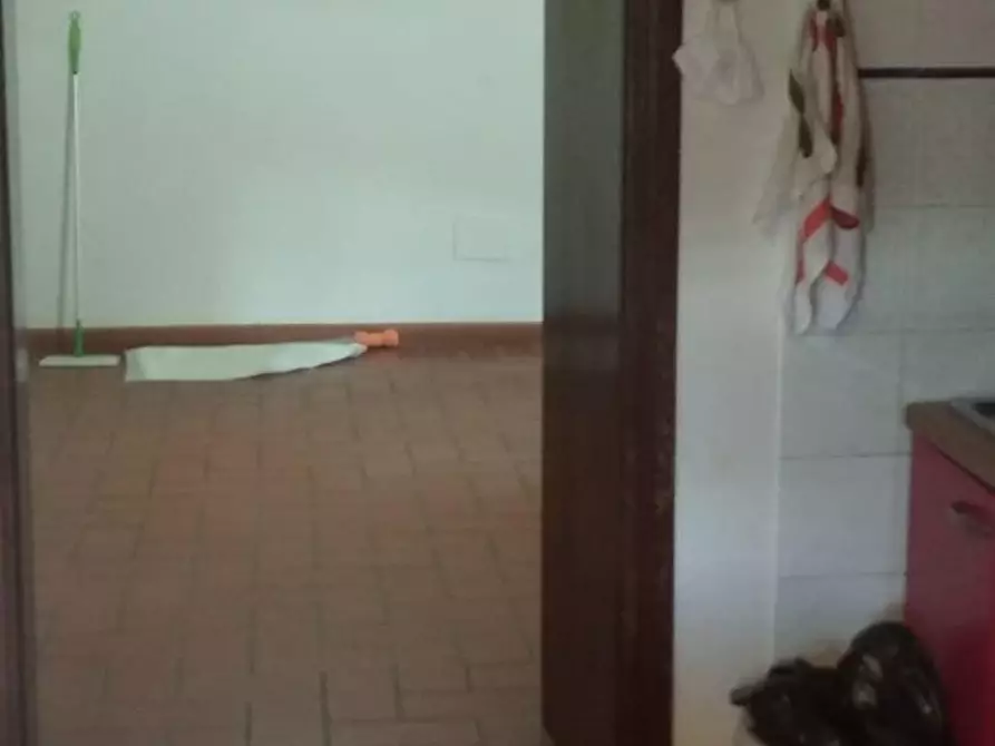 Immagine 8 di Appartamento in vendita  a Semproniano