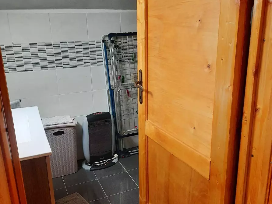 Immagine 11 di Appartamento in vendita  a Terricciola