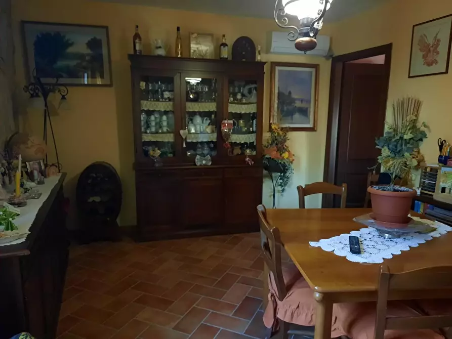 Immagine 39 di Appartamento in vendita  a Terricciola