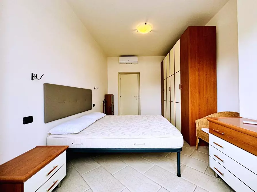 Immagine 36 di Appartamento in vendita  a Viareggio