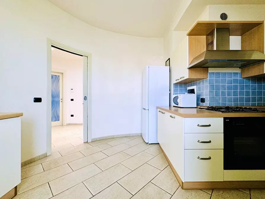 Immagine 15 di Appartamento in vendita  a Viareggio