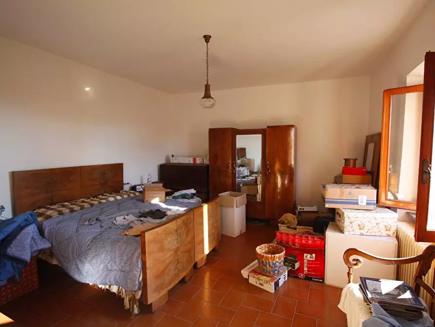 Immagine 14 di Casa colonica in vendita  a Larciano