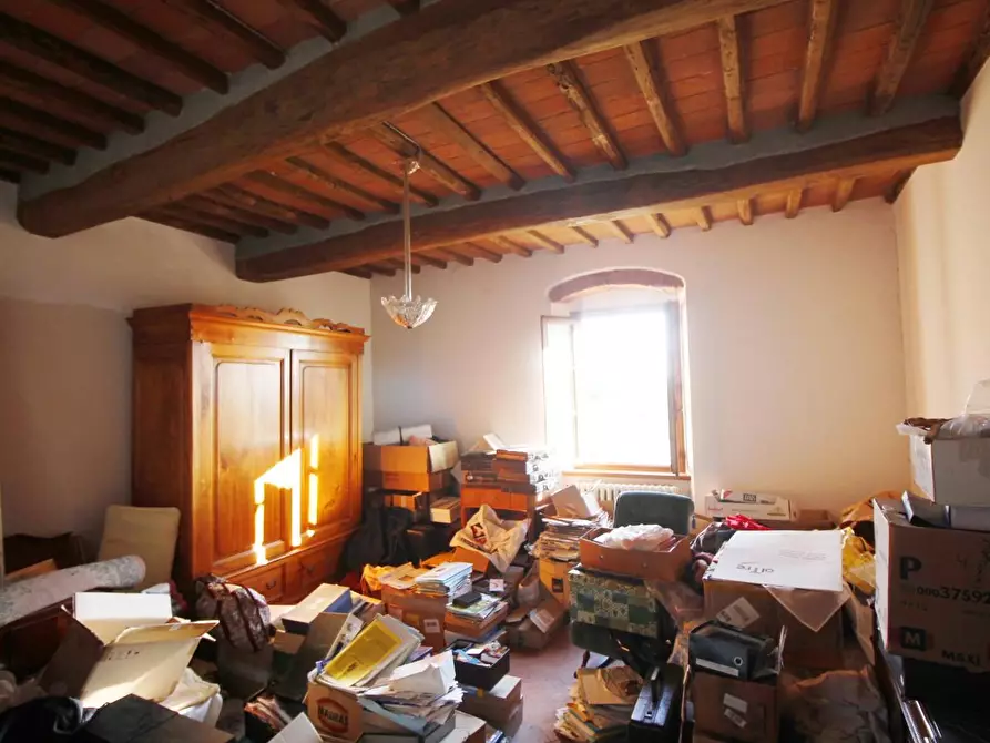 Immagine 19 di Casa colonica in vendita  a Larciano