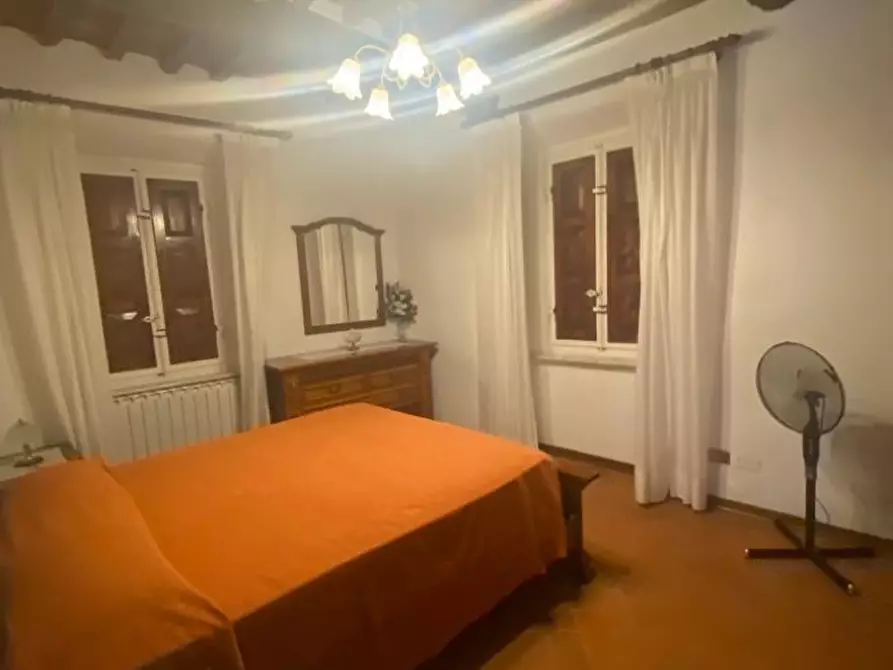 Immagine 16 di Rustico / casale in vendita  a Lucca