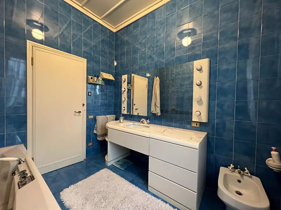 Immagine 30 di Villa in vendita  a Empoli