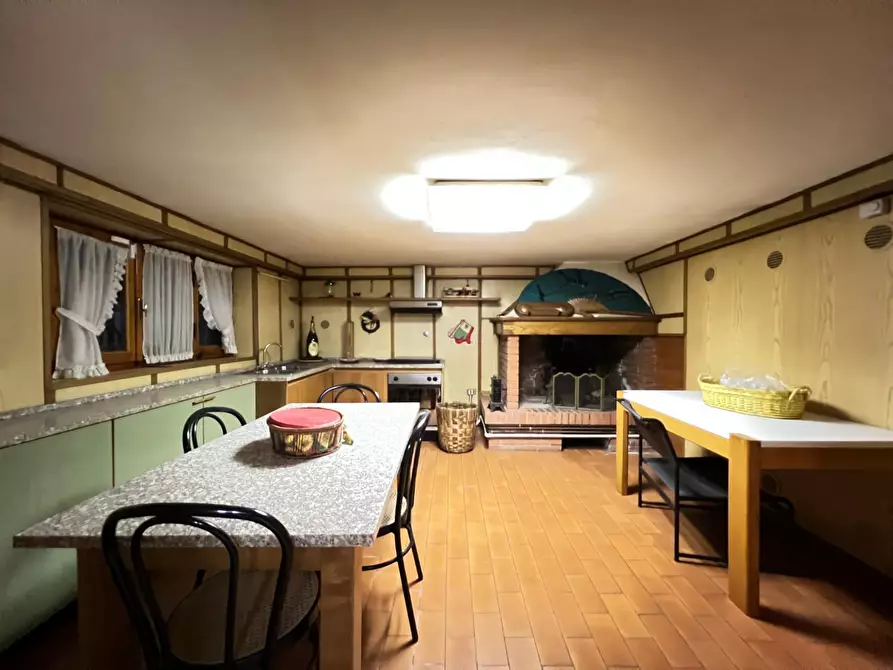 Immagine 46 di Villa in vendita  a Empoli