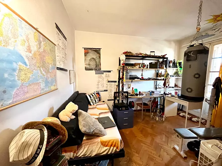 Immagine 15 di Porzione di casa in vendita  a Massa