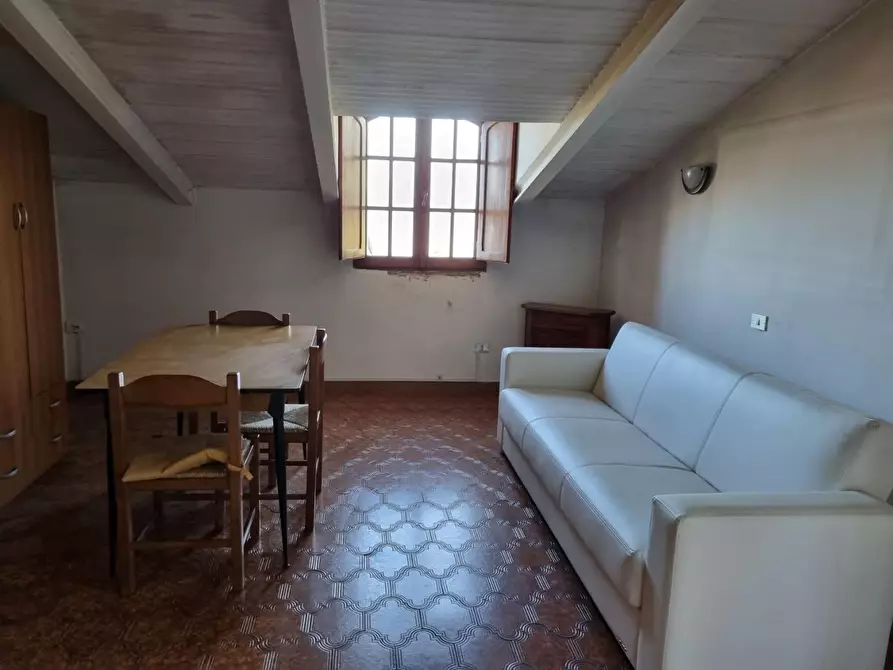 Immagine 8 di Appartamento in vendita  a Massa