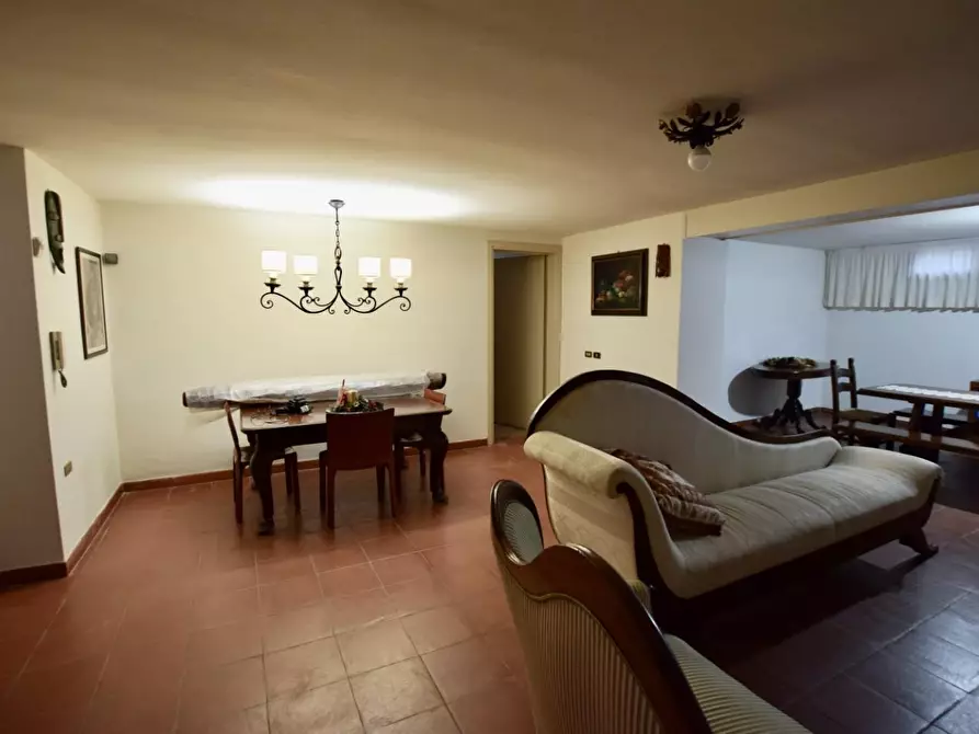 Immagine 24 di Villa in vendita  a Pontedera